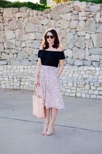 fresh-ways-to-wear-off-the-shoulder-tops-5