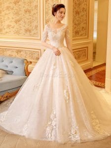 tips-to-wear-your-wedding-dress-perfectly-1