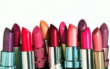 tips-on-choosing-the-best-lipstick-for-your-skin-tone