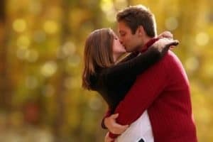 5-picture-ideas-to-make-your-wedding-anniversary-special-3